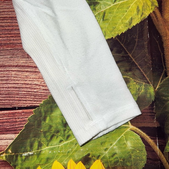 EUC Athleta Hooded Sweater White S - Picture 4 of 5